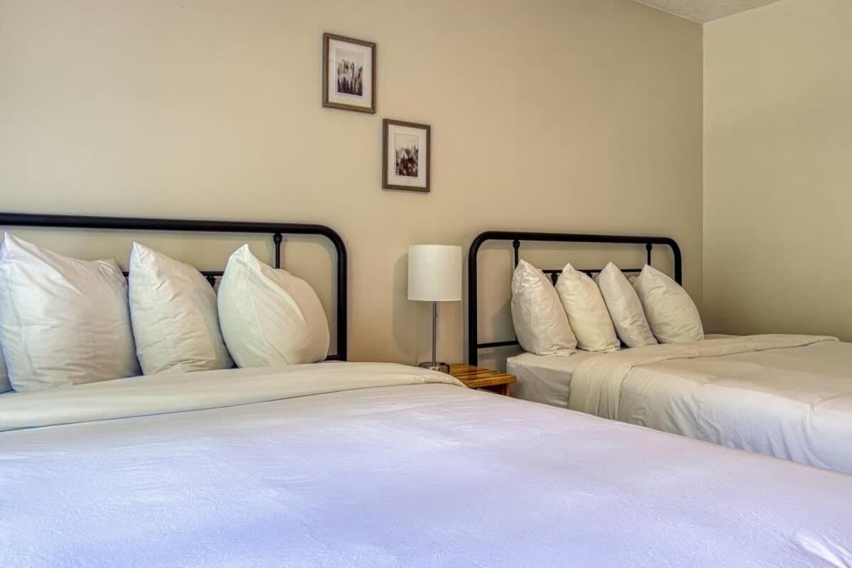 Pinecrest Townhomes-1King-2Queen Unit-Renovated 鸽子谷 外观 照片