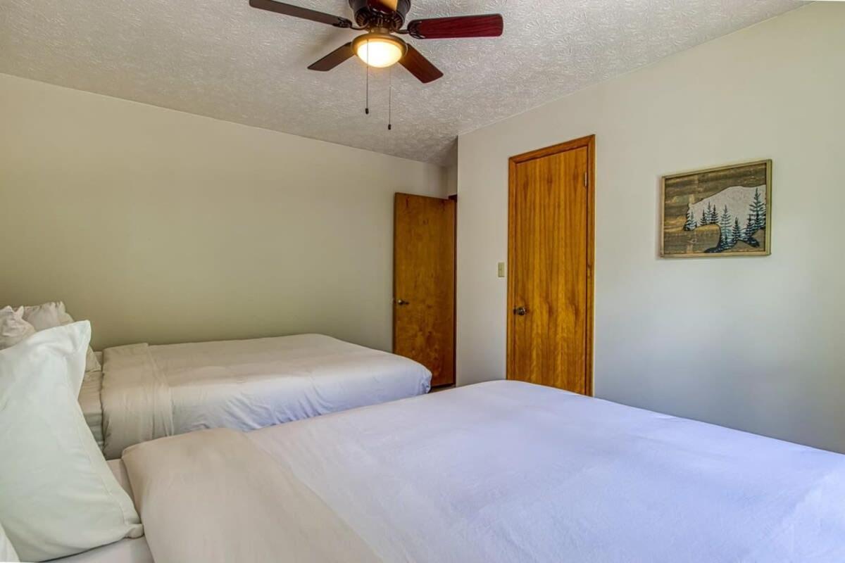 Pinecrest Townhomes-1King-2Queen Unit-Renovated 鸽子谷 外观 照片